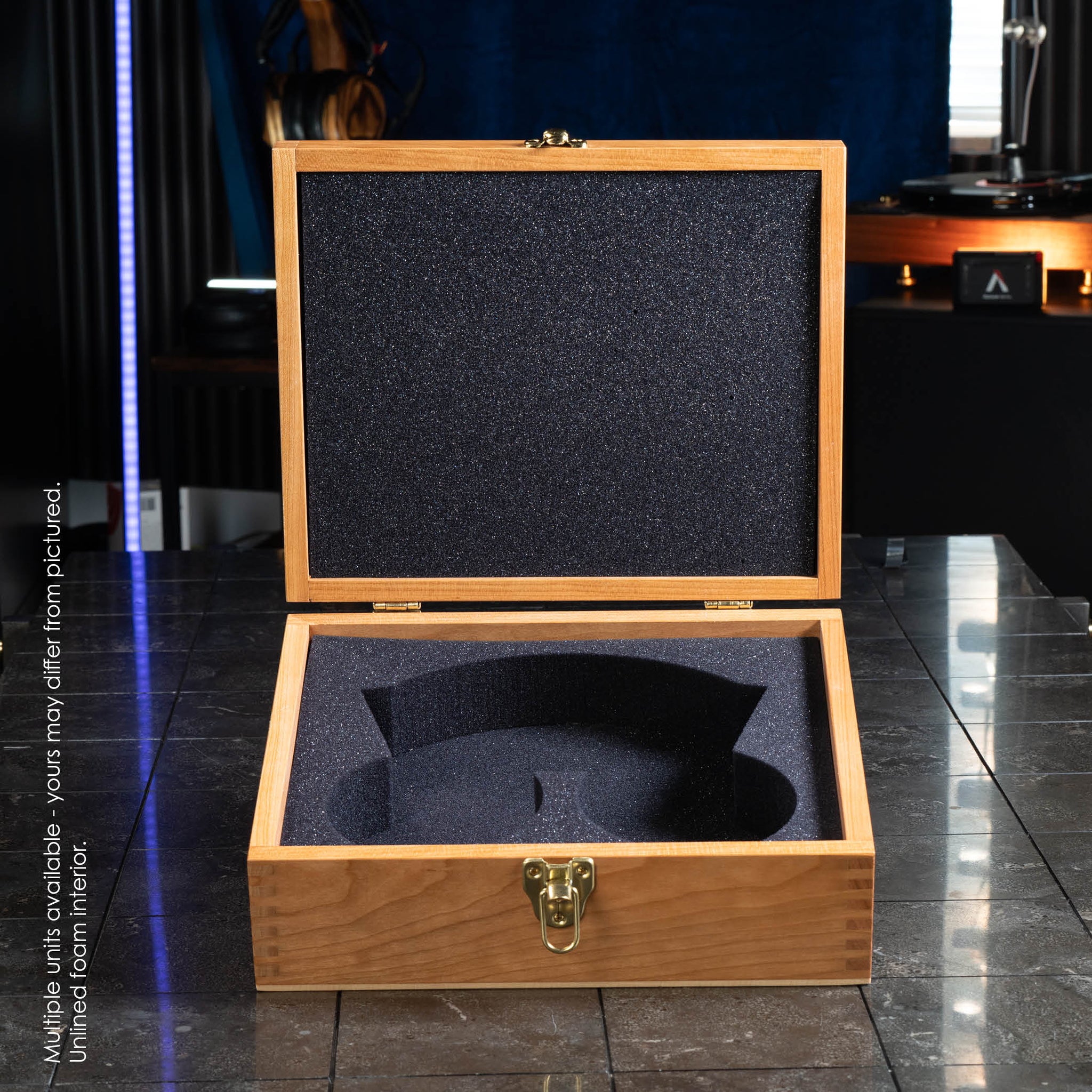 PHS本体 Boxphone fam b30 B-Stock Wooden Display Case 2025 – ZMF Headphones